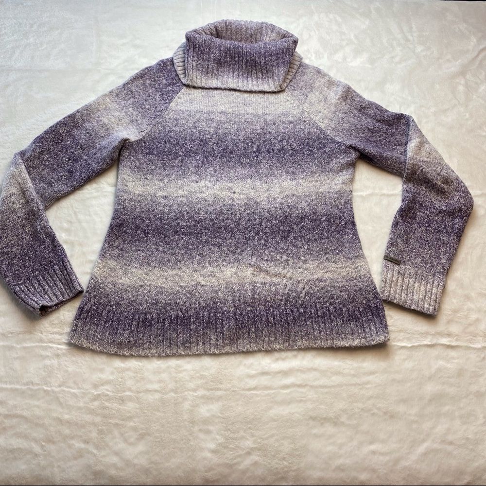 Columbia Ombré purple Striped Turtleneck Sweater Size Medium